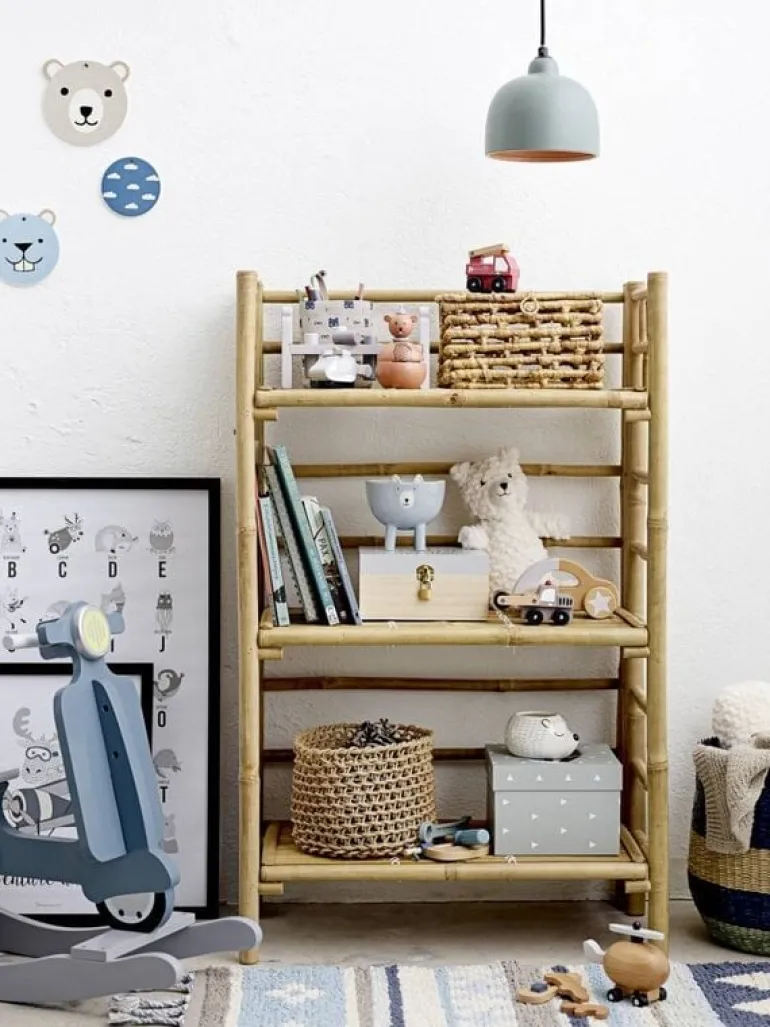 Bamboe kast met planken