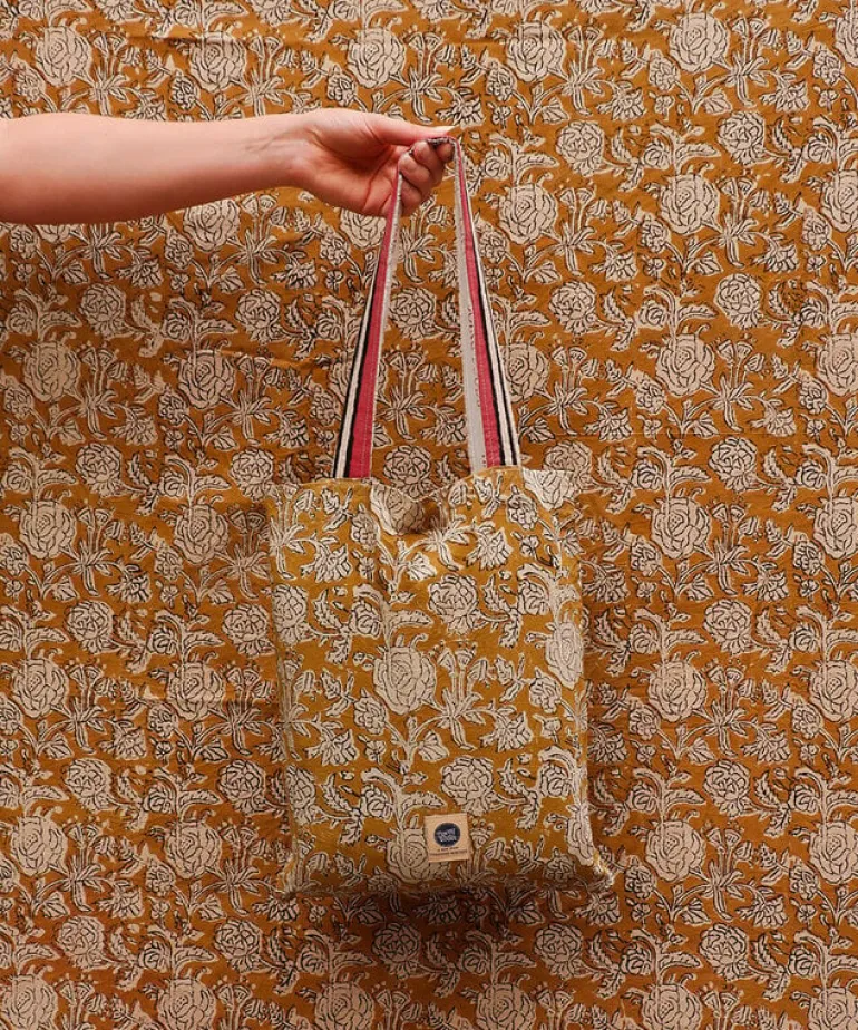 Botanical double plaid in tote bag - 1.40.30.078.008.5