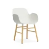 Form Armchair stoel eiken wit