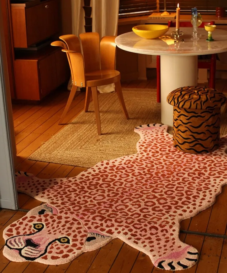Pinky leopard vloerkleed XL - 1.45.10.099.030.6